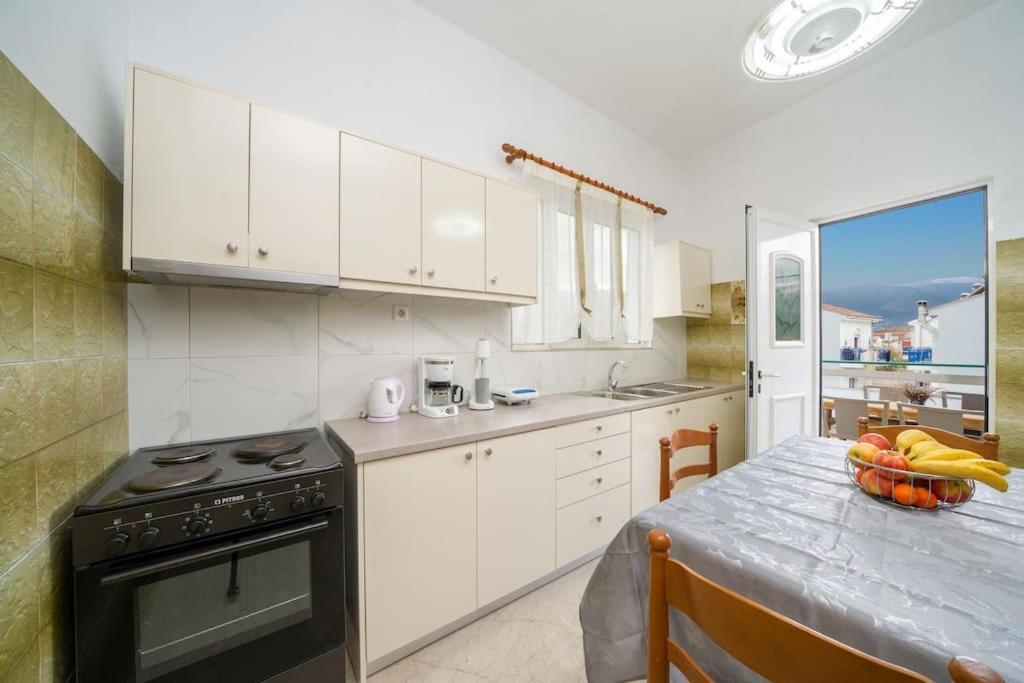 Vasilakis Apartment Sami  Exteriör bild